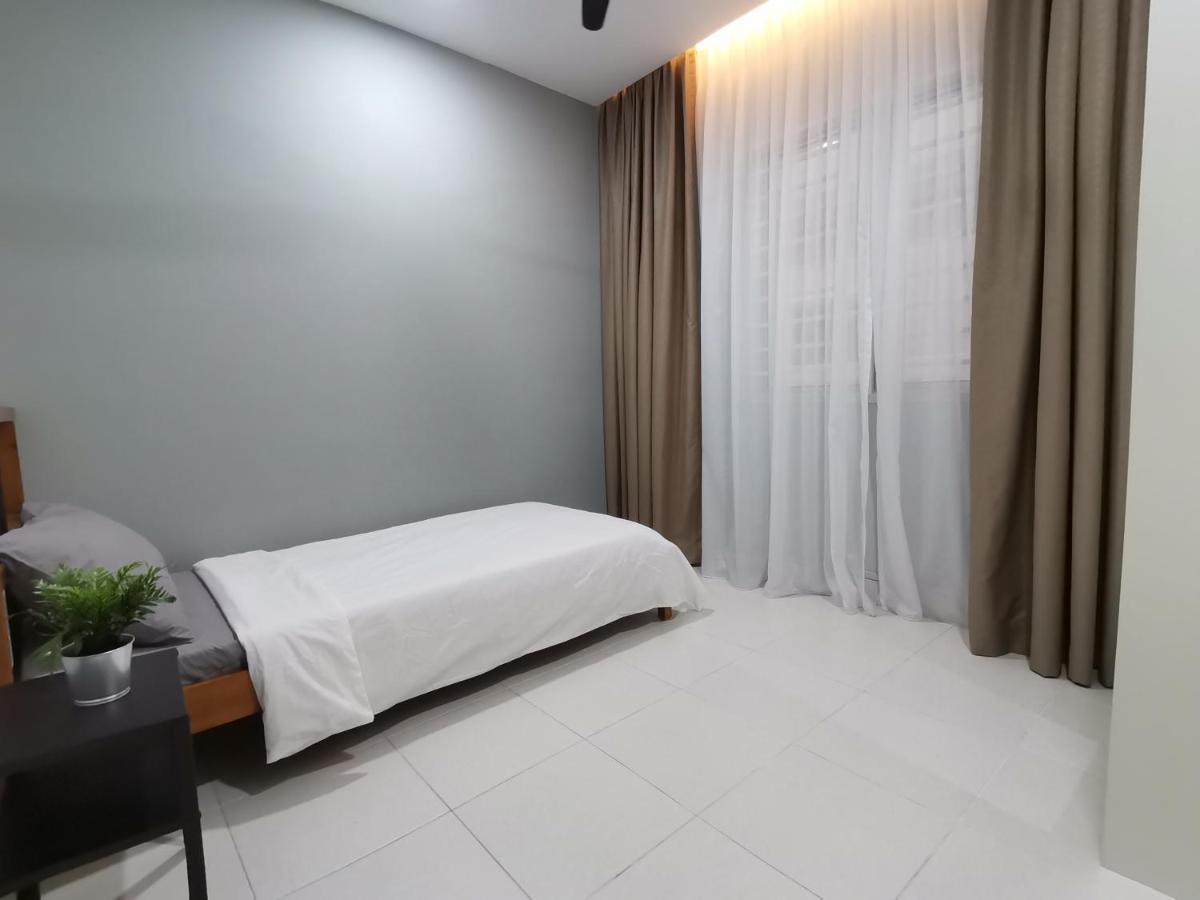 Rumah Sarah Semenyih Zewnętrze zdjęcie
